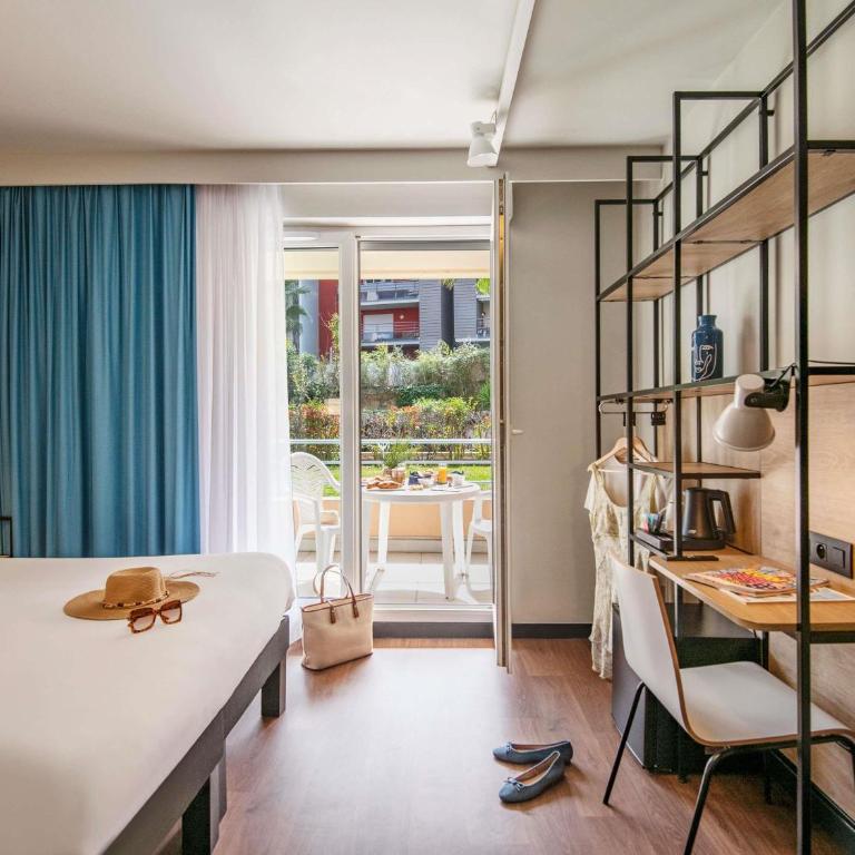 Ibis Roquebrune Cap Martin Menton - Chambre Double Supérieure avec Balcon - 10