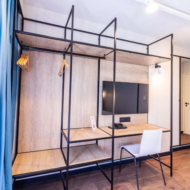 Ibis Roquebrune Cap Martin Menton - Chambre Double Standard - 9