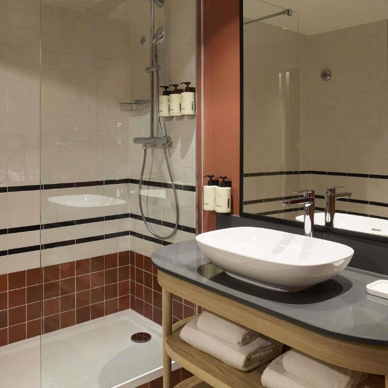 Le Talaia Hôtel & Spa Biarritz - MGallery Collection - Chambre Familiale avec 2 Lits Doubles. - 1