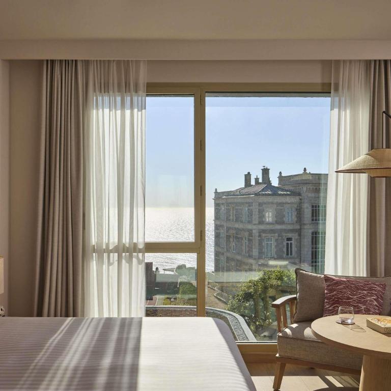 Le Talaia Hôtel & Spa Biarritz - MGallery Collection - Chambre Lit King-Size Panoramique de Luxe avec Vue sur Océan - 3