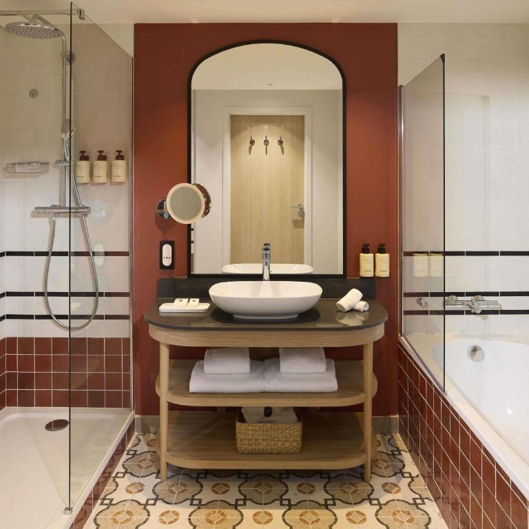 Le Talaia Hôtel & Spa Biarritz - MGallery Collection - Suite Lit King-Size Deluxe avec Canapé-Lit - 5