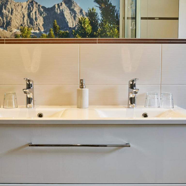 Haus Eberl - Apartments - Four-Bedroom Apartment - 37