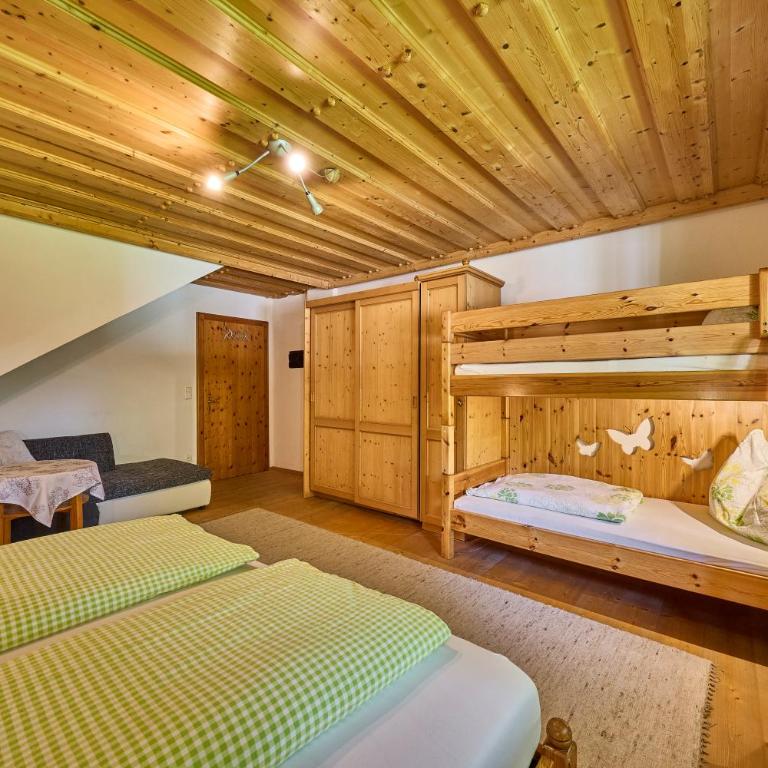 Haus Eberl - Apartments - Four-Bedroom Apartment - 17