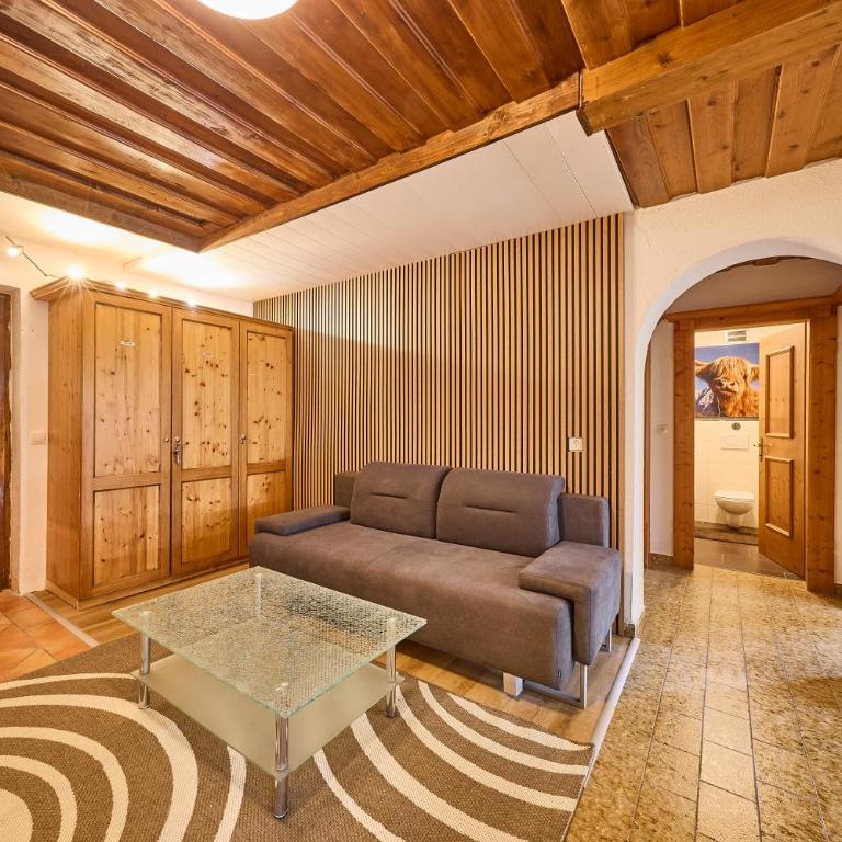 Haus Eberl - Apartments - Four-Bedroom Apartment - 32