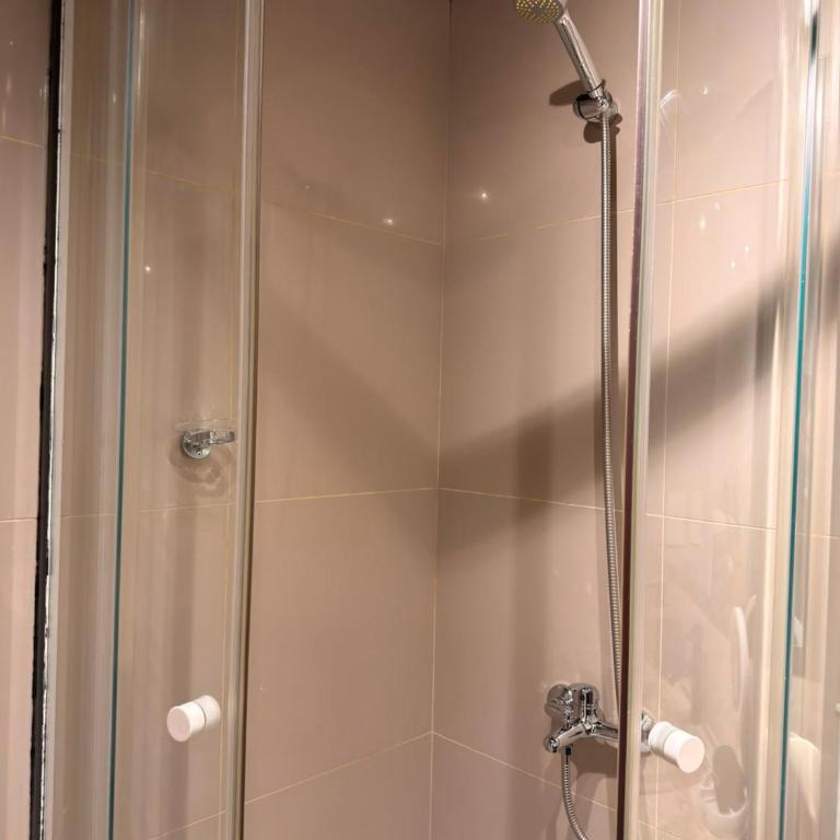 Spacious Modern apartment with a relaxed vibe - Apartamento de 1 dormitorio - 9