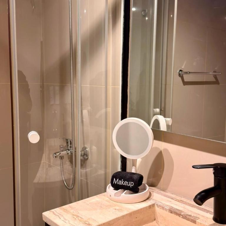 Spacious Modern apartment with a relaxed vibe - Apartamento de 1 dormitorio - 12