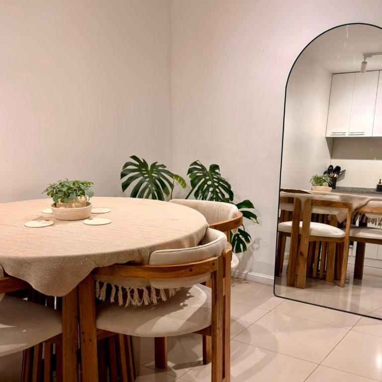 Spacious Modern apartment with a relaxed vibe - Apartamento de 1 dormitorio - 1