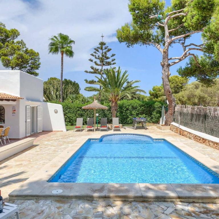 Villa Reco by Villa Plus - Villa - 4