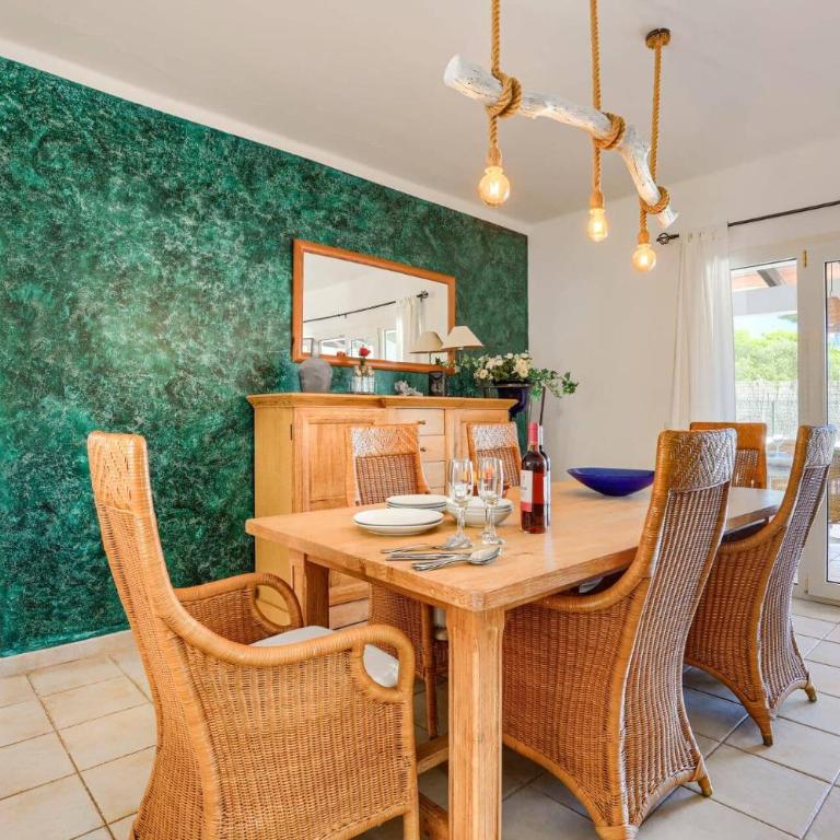 Villa Reco by Villa Plus - Villa - 21