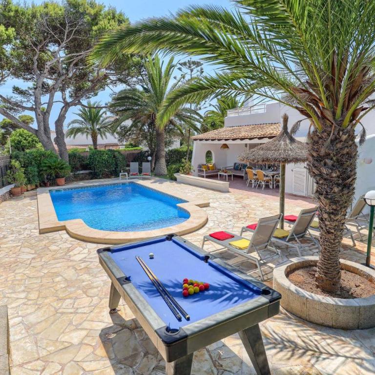 Villa Reco by Villa Plus - Villa - 24