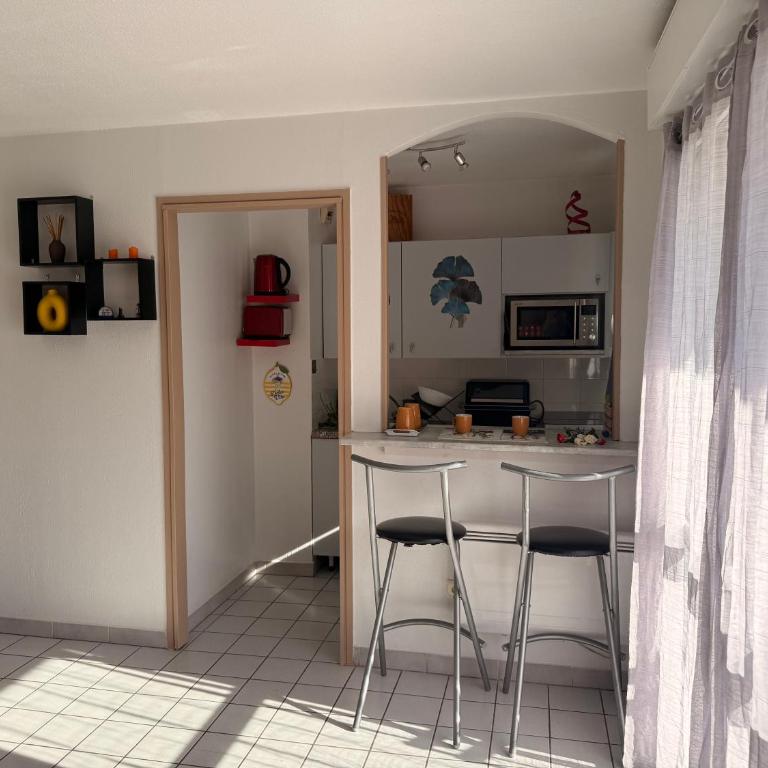 Joelle & Marc Nice 2 bedrooms apartment, near beach, AC, parking lot - Appartement 1 Chambre - 31