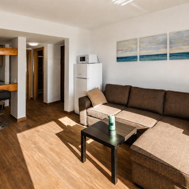 Apartamento Golden Teguise en Lanzarote, con piscina, vistas al mar y playa cercana - Apartamento de 1 dormitorio - 9