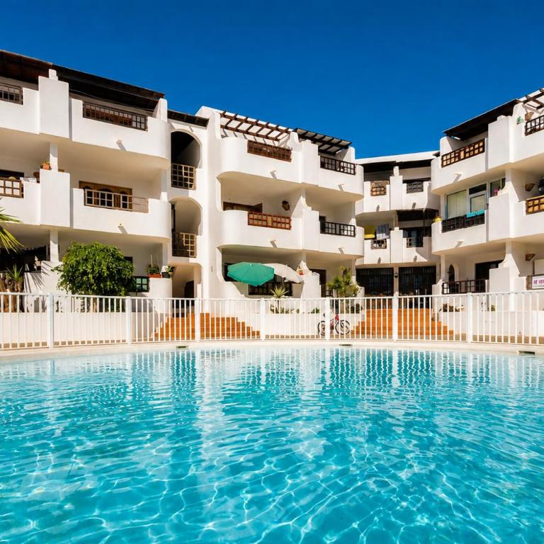 Apartamento Golden Teguise en Lanzarote, con piscina, vistas al mar y playa cercana - Apartamento de 1 dormitorio - 21