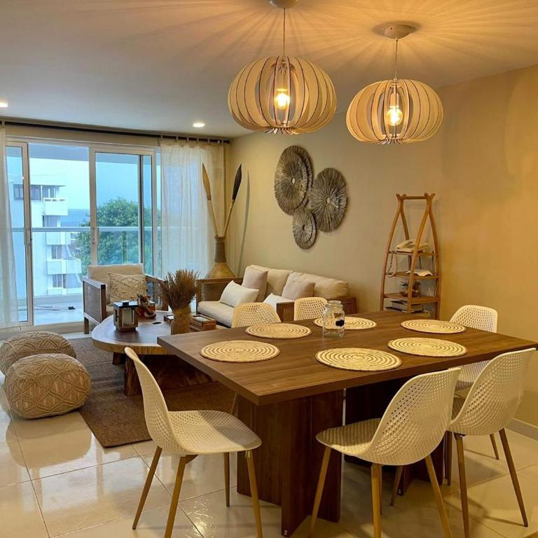 Cerca Al Mar APTS Edificio Sea V - Apartamento Deluxe de 2 dormitorios con vistas al mar - 1