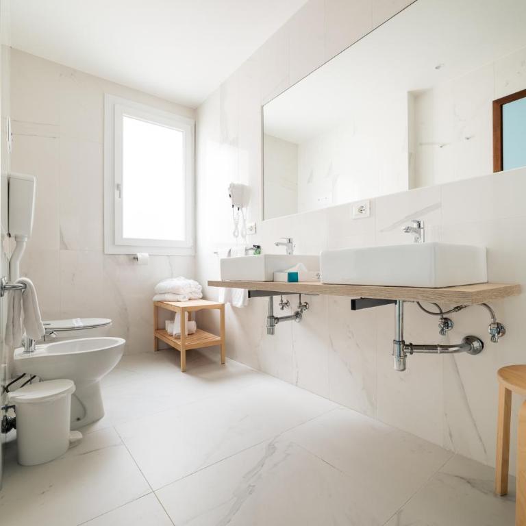 Hotel Excelsior - Suite - Vue sur Mer - 9