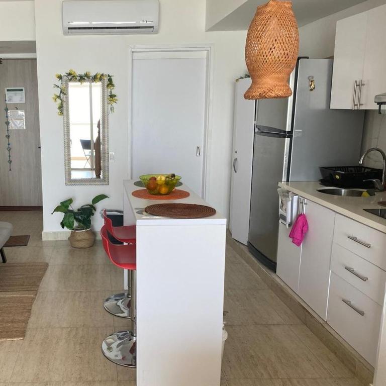 Aparta Suite en Cartagena vista al mar balcon privado Piscina - One-Bedroom Apartment with Sea View and Terrace - 10