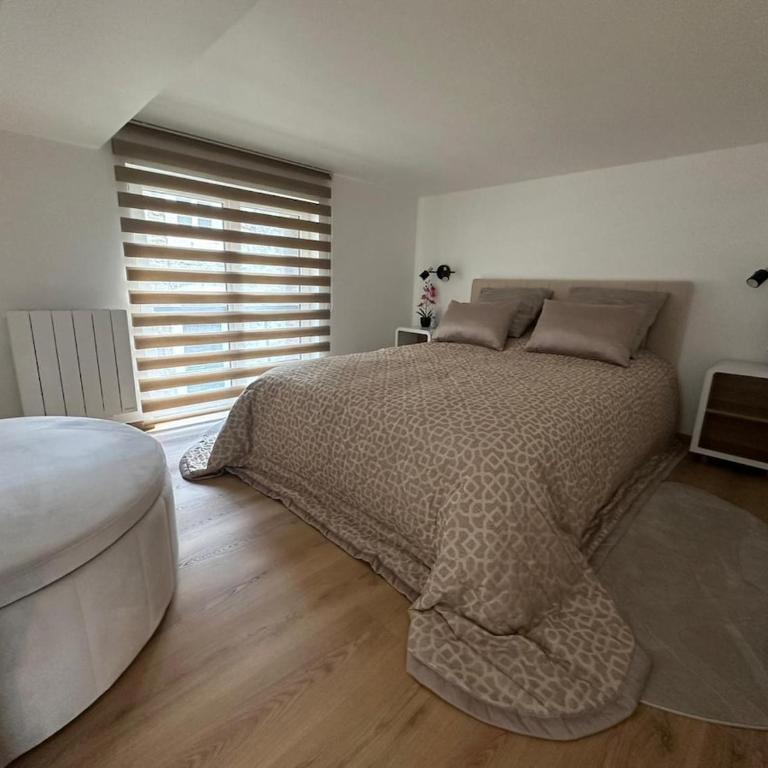 Le Loft des Remparts - Vieille Ville et Parking privé - Appartement Loft 2 Chambres - 3