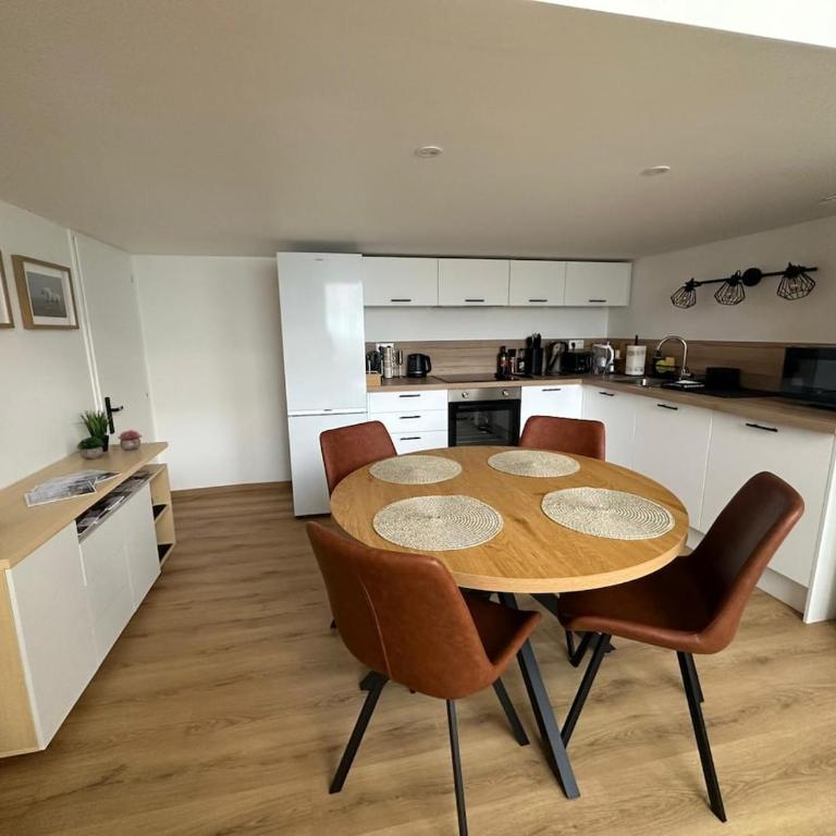 Le Loft des Remparts - Vieille Ville et Parking privé - Appartement Loft 2 Chambres - 5