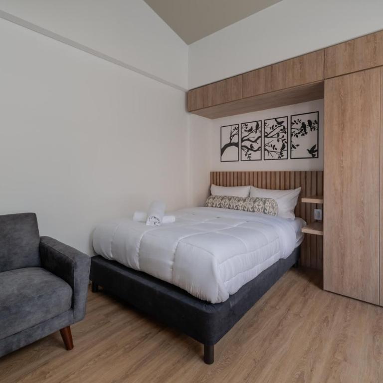 Apto en Sierra Madre 208 - Apartamento - 4