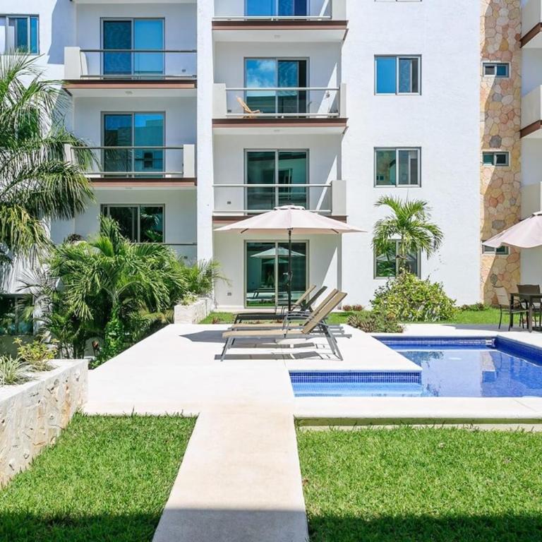 New Apt in Residential Area with Amenities & 24hr Security - Apartment - 30