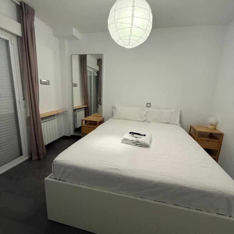 Rooming Madrid Chinatown - Doppelzimmer mit Balkon - 6