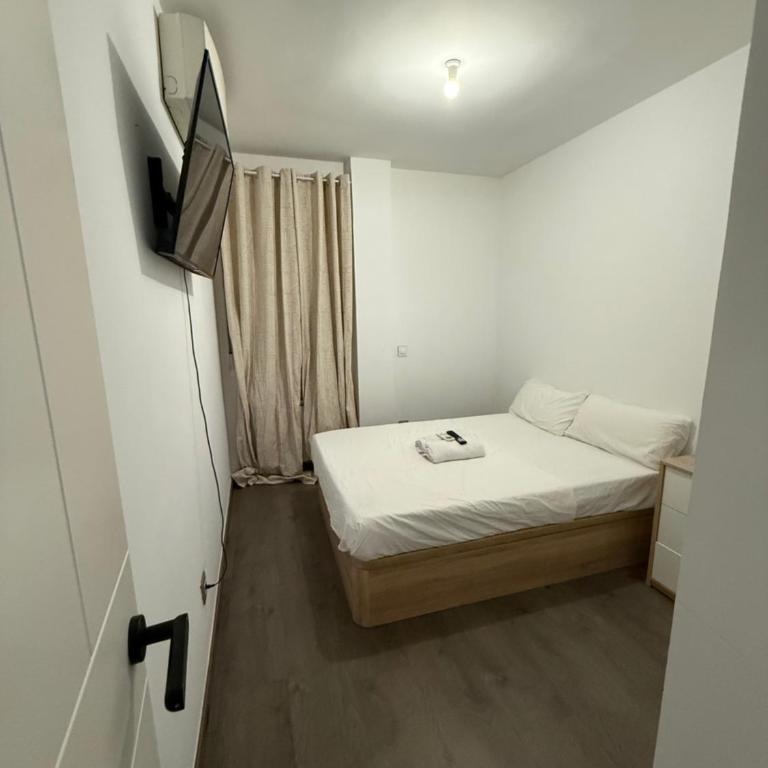 Rooming Madrid Chinatown - Doppelzimmer mit Gemeinschaftsbad - 4