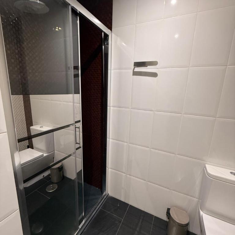 Rooming Madrid Chinatown - Doppelzimmer mit Gemeinschaftsbad - 8