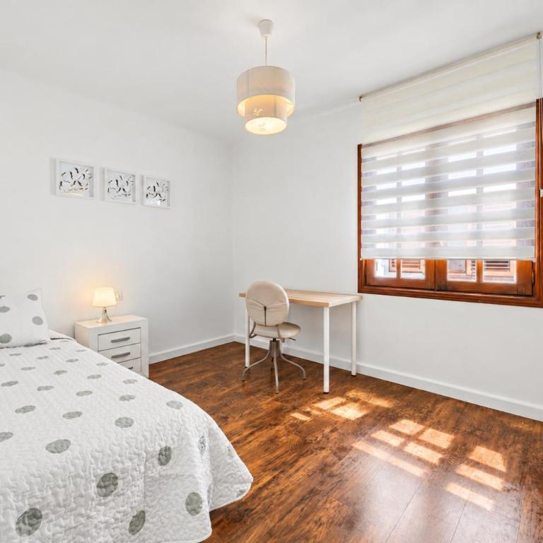 Casa Lily en Playa Honda de Lanzarote, dúplex con terraza a 300 m de la playa - Casa de 3 dormitorios - 8