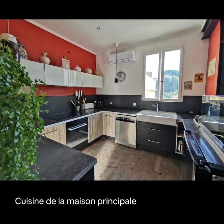 Sweethome - Maison 4 Chambres - 8