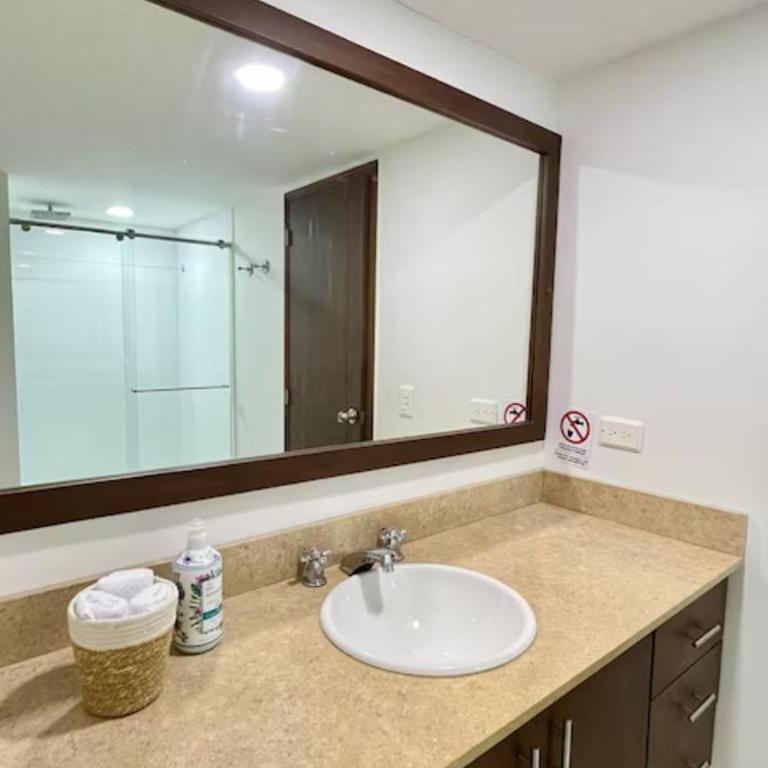 Cerca Al Mar APTS Edificio Sea V - Apartamento Clásico - 10