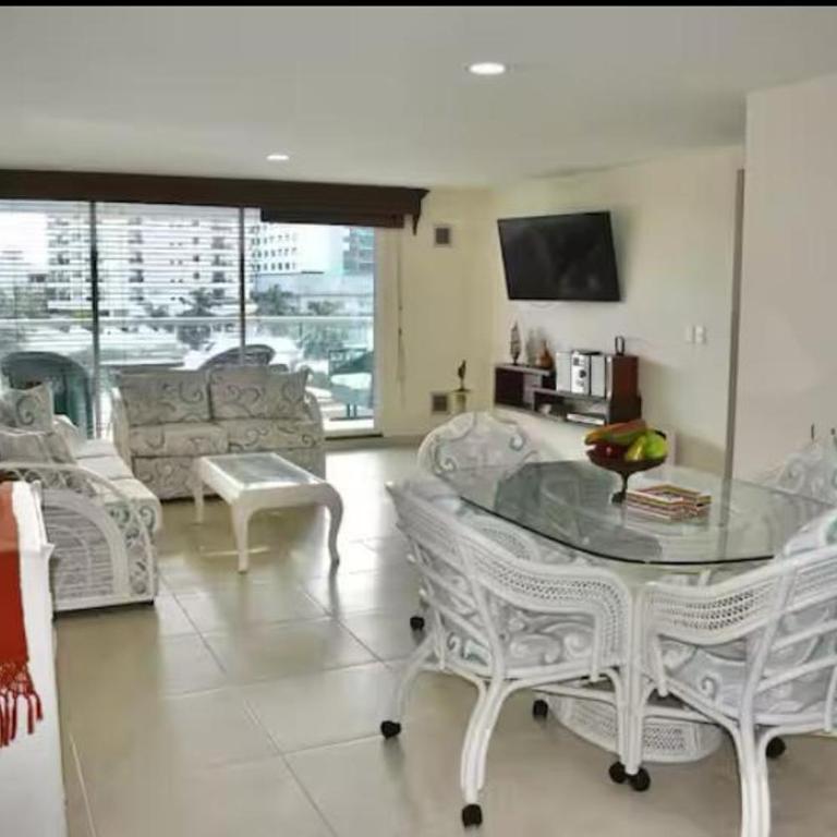 Cerca Al Mar APTS Edificio Sea V - Apartamento Clásico - 1