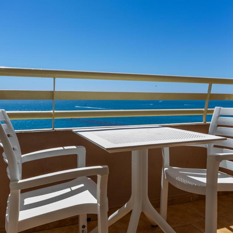Beachfront Studio - Incredible views - Stella Maris - Apartamento Estudio con vistas al mar - 14