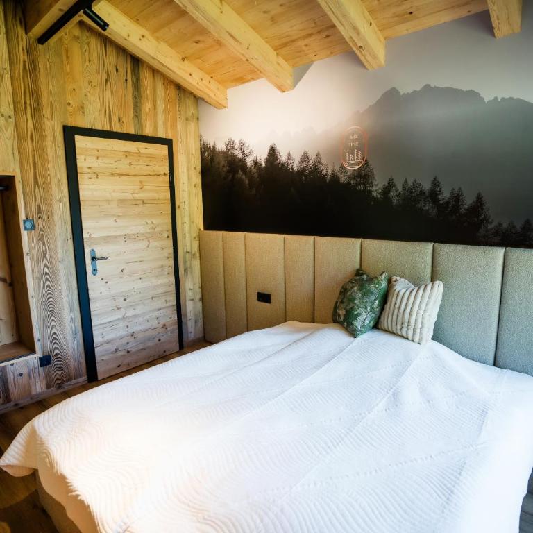 SLOW Fine Chalets, Private Dine & Spa - Superior Chalet - 16