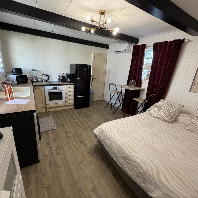 Maisonnette classée 2 étoiles de type studio climatisée avec terrasse extérieure et barbecue - Appartement 1 Chambre - 20