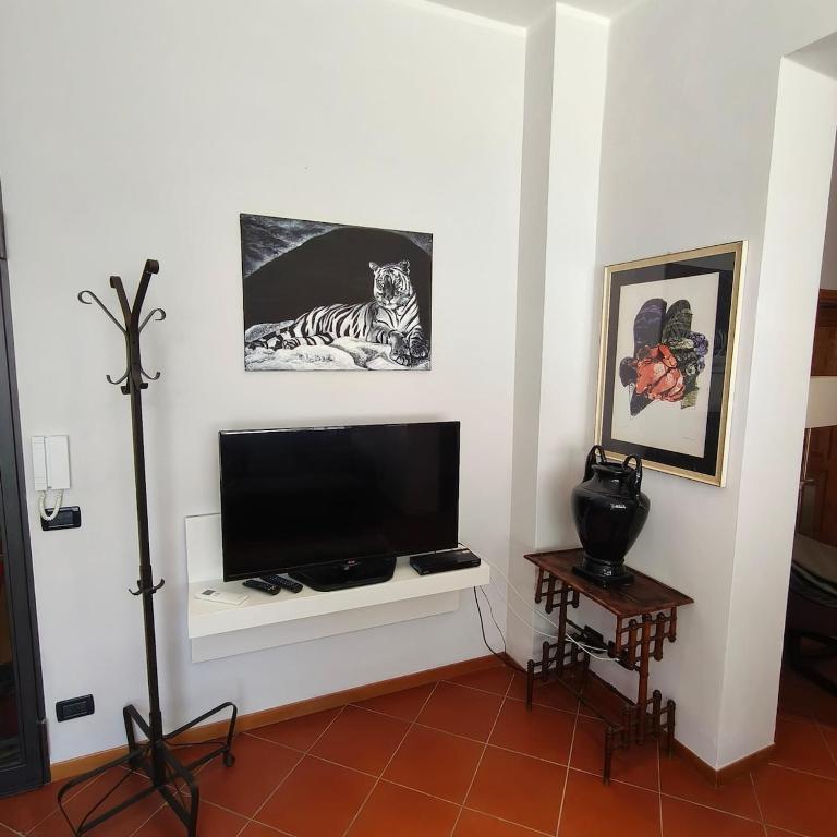F&C House - Two-Bedroom Apartment - 7