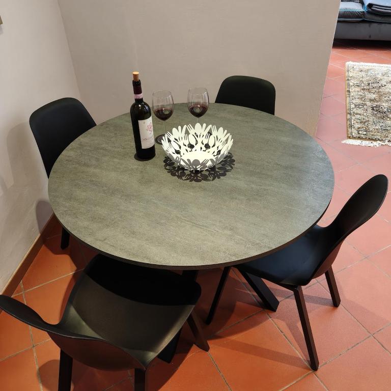 F&C House - Two-Bedroom Apartment - 10