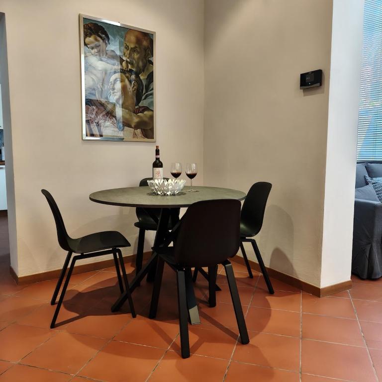 F&C House - Two-Bedroom Apartment - 23