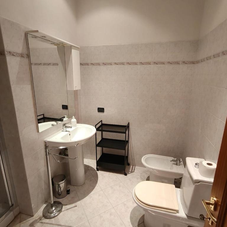 F&C House - Two-Bedroom Apartment - 27