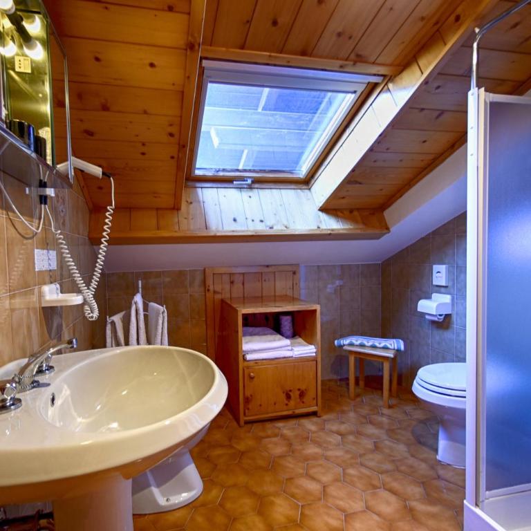 Meublè Cima Bianca Garni - Standard Family Room - 3