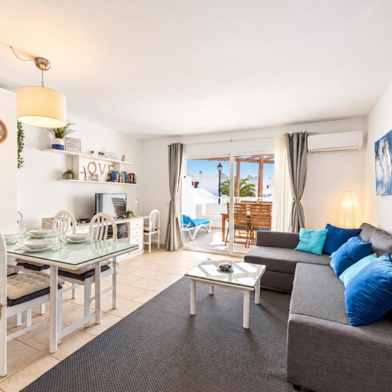 Apartamento Perla en Costa Teguise de Lanzarote con piscina, parking privado y playa cercana - Apartamento de 1 dormitorio - 12