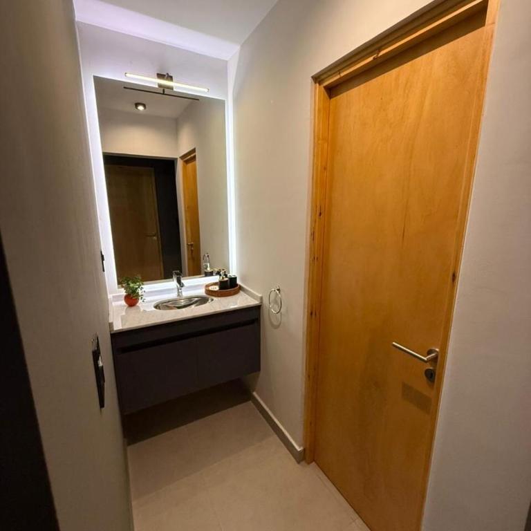 Excelente departamento en Luján de Cuyo - Apartamento de 2 dormitorios - 10