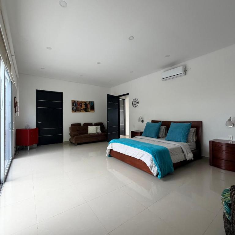 Casa campestre condominio Lagos del peñón - Casa de 5 dormitorios - 12