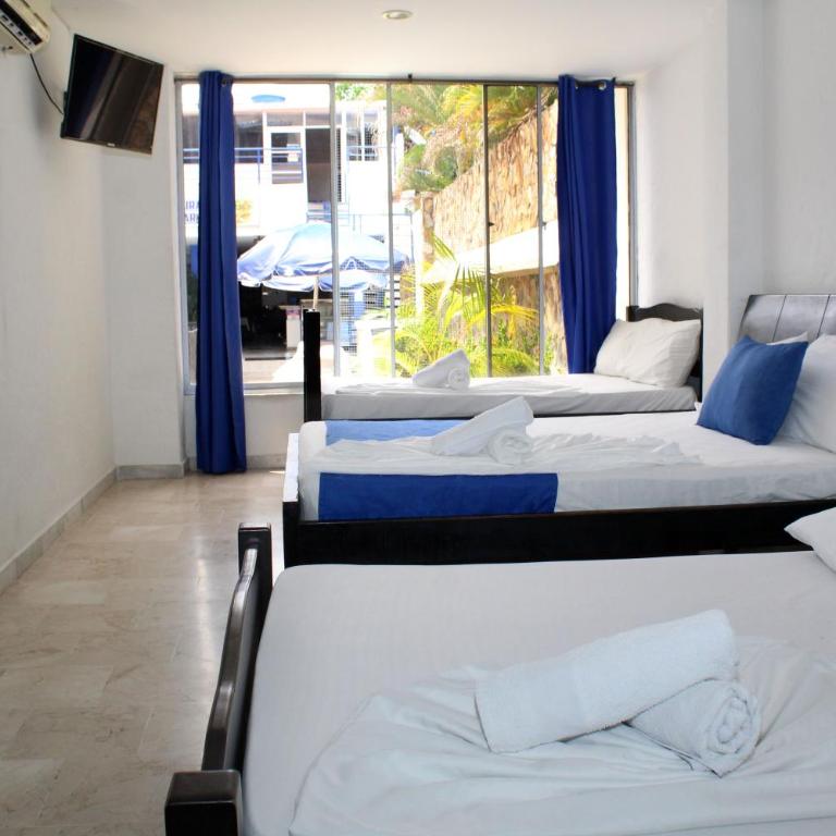 Blue Star Hotel - Habitación Cuádruple Estándar - 11