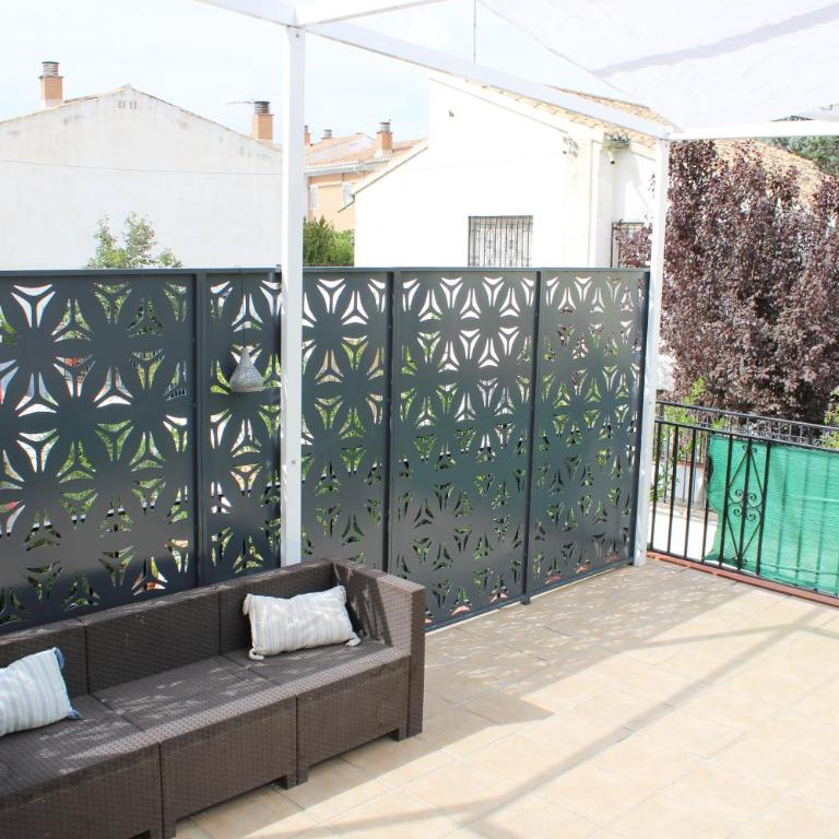 Amplio apartamento con terraza - Apartment mit 2 Schlafzimmern und Terrasse - 2