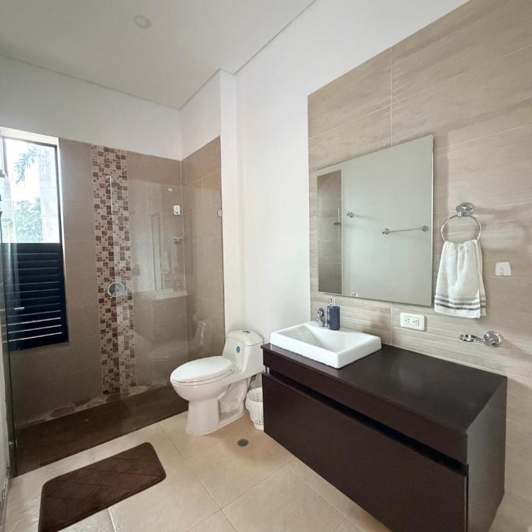Casa campestre condominio Lagos del peñón - Casa de 5 dormitorios - 32