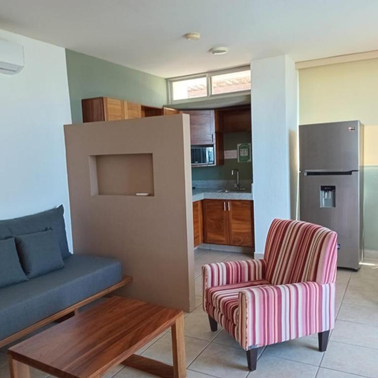 Banderas Suites - Apartamento de 1 dormitorio con vistas al mar - 10