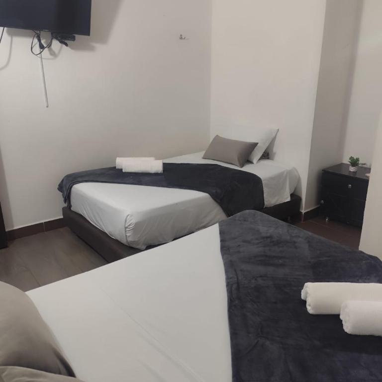Hotel La Mansión - Habitación Triple Económica - 1