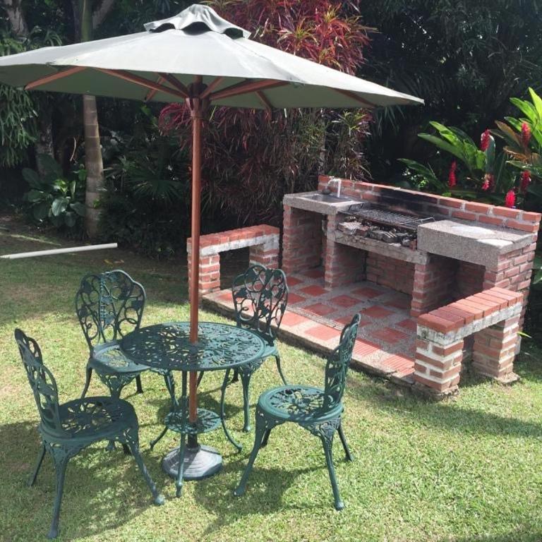 Fuente Clara - Country Oasis with Pool - Three-Bedroom House - 10
