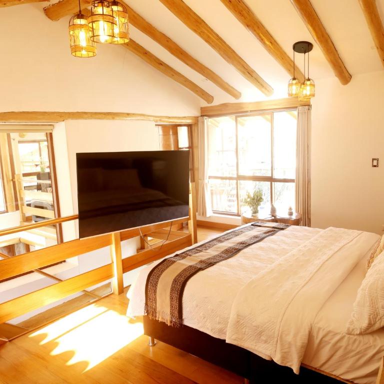 Villa en Valle Sagrado, vistas a la Catarata, Montañas, con Jacuzzi y Sauna - Three-Bedroom Villa - 65