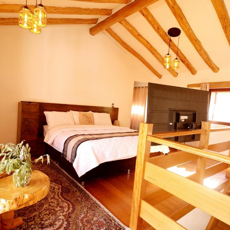 Villa en Valle Sagrado, vistas a la Catarata, Montañas, con Jacuzzi y Sauna - Three-Bedroom Villa - 68